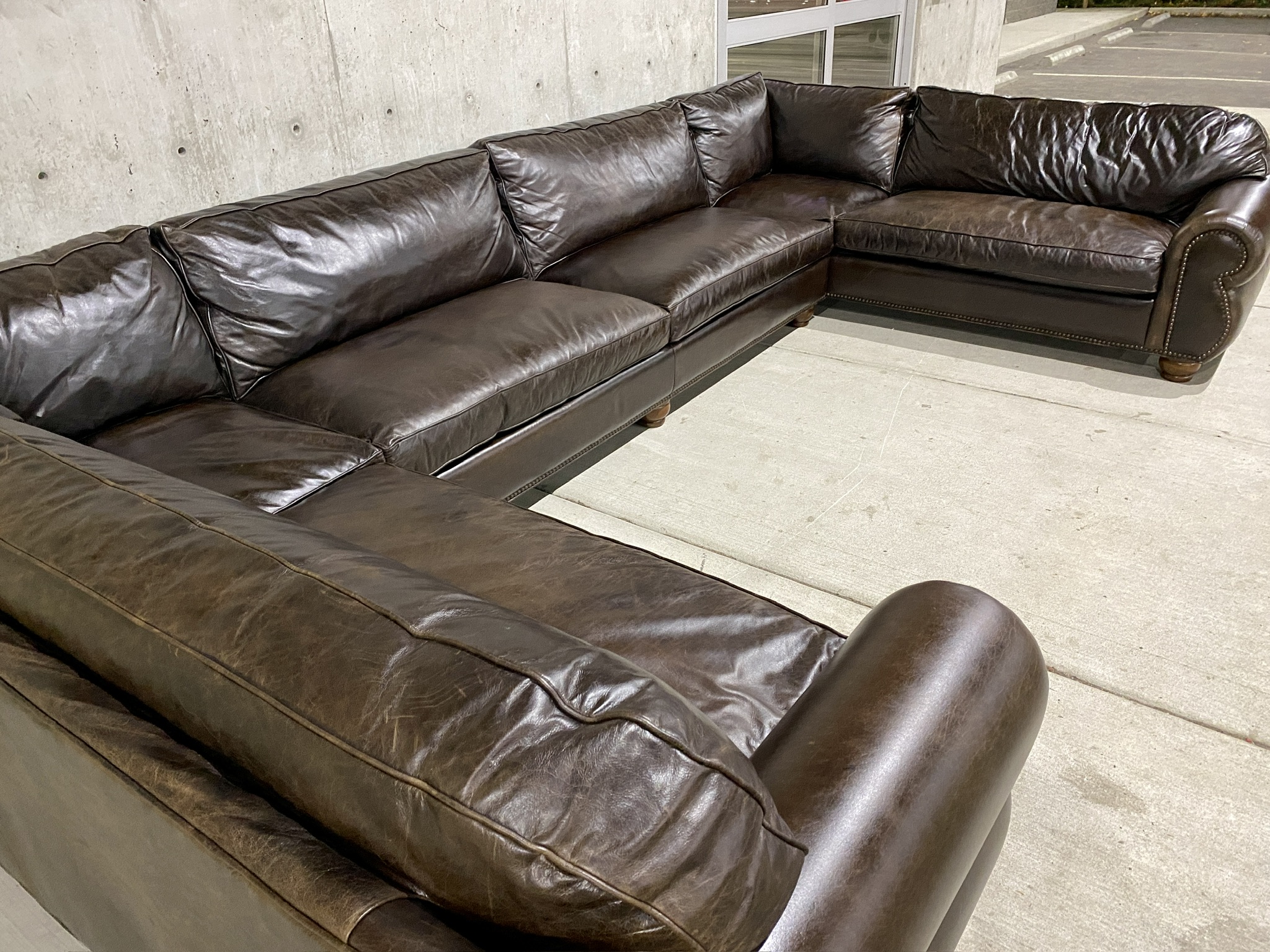 Castellano Furniture Sectional